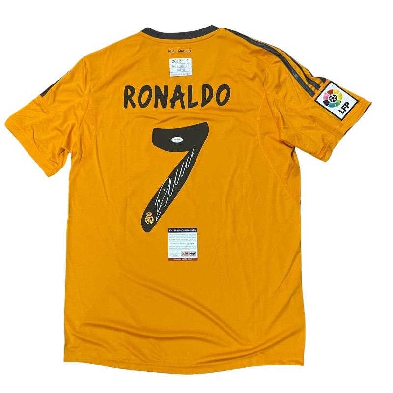 La terza maglia del Real Madrid 2013/14 firmata da Cristiano Ronaldo per la Champions League