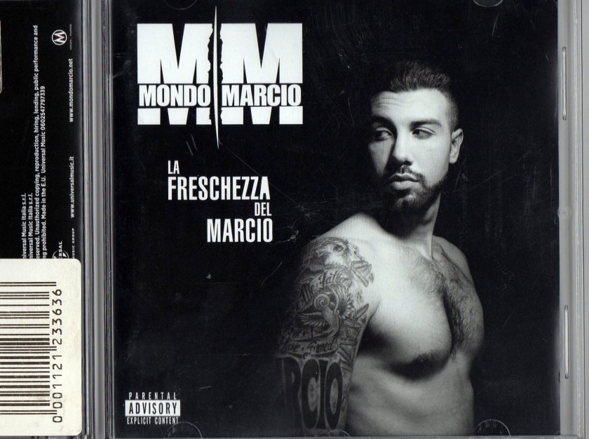 "La freschezza del marcio" Cd signed by Mondomarcio and "SignorHunt" Cd signed by Rocco Hunt