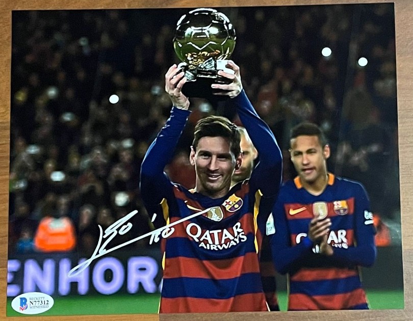 Fotografia autografata di Lionel Messi al Barcellona