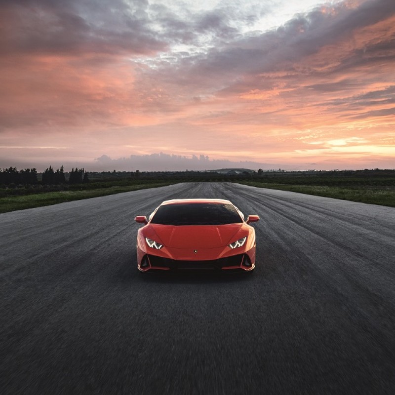 Enjoy a Weekend behind the Wheel of a Lamborghini Huracán EVO