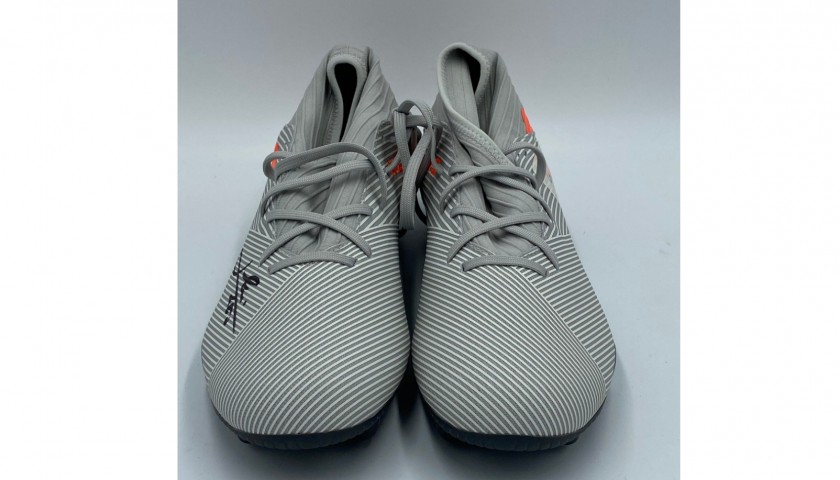 Messi on sale shoes 218