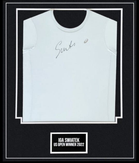 Iga Swiatek Signed Framed Shirt