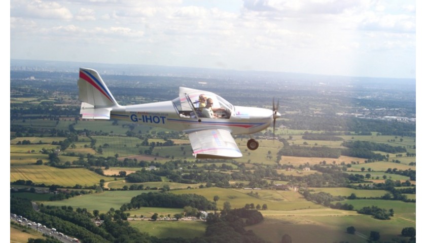 Flying Lesson at Exodus Air Sports Plaistows Farm