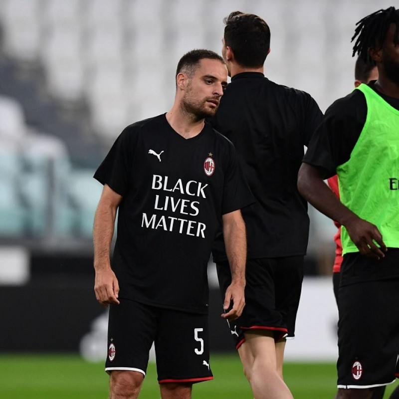 "Black Lives Matter" Training Shirt, Juventus-Milan - Signed by Bonaventura