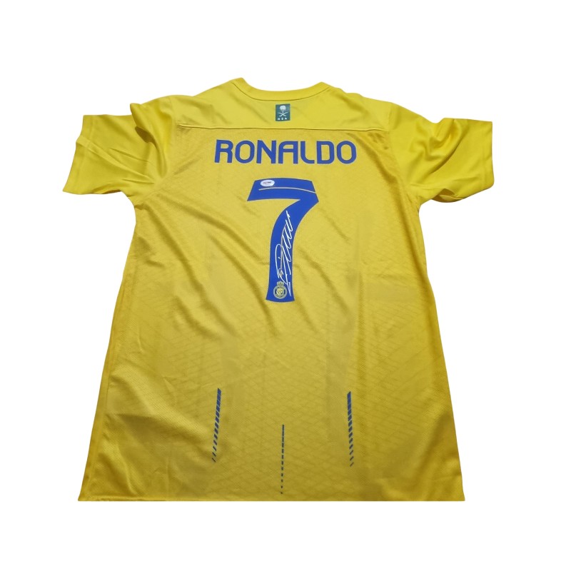 La maglia replica firmata di Cristiano Ronaldo per l'Al-Nassr 2023/24