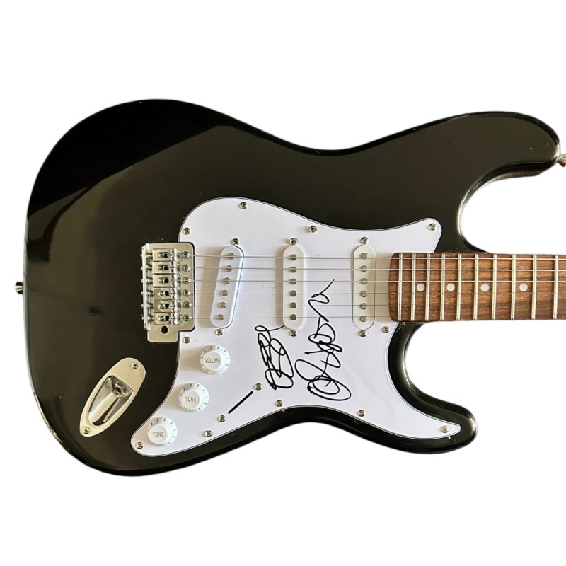 Chitarra elettrica autografata da Ozzy Osbourne dei Black Sabbath