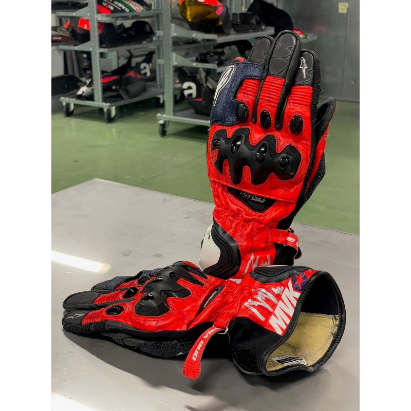 Aprilia Racing rider Maverick Viñales' gloves worn in the 2024 MotoGP season