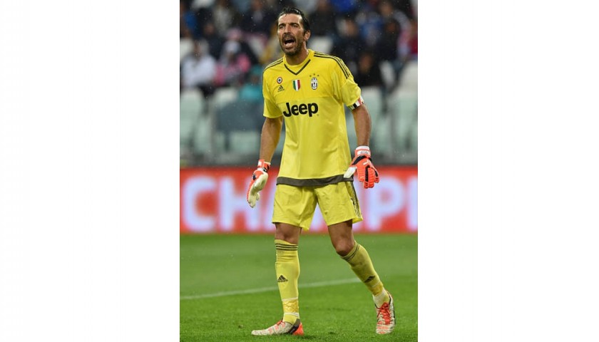 Buffon's Juventus Match Shirt, 2015/16