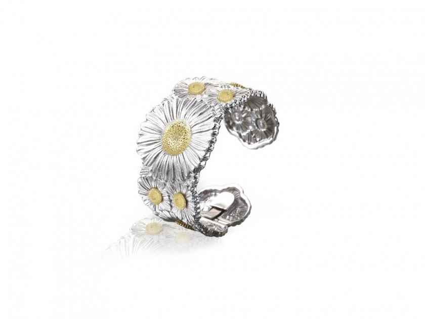 Blossoms "Daisy" silver bracelet realized by Buccellati