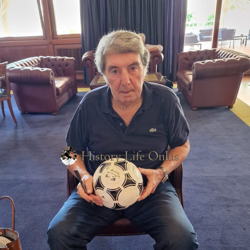 Talk to Dino Zoff about the 1982 World Cup - Coffee with a World Champion