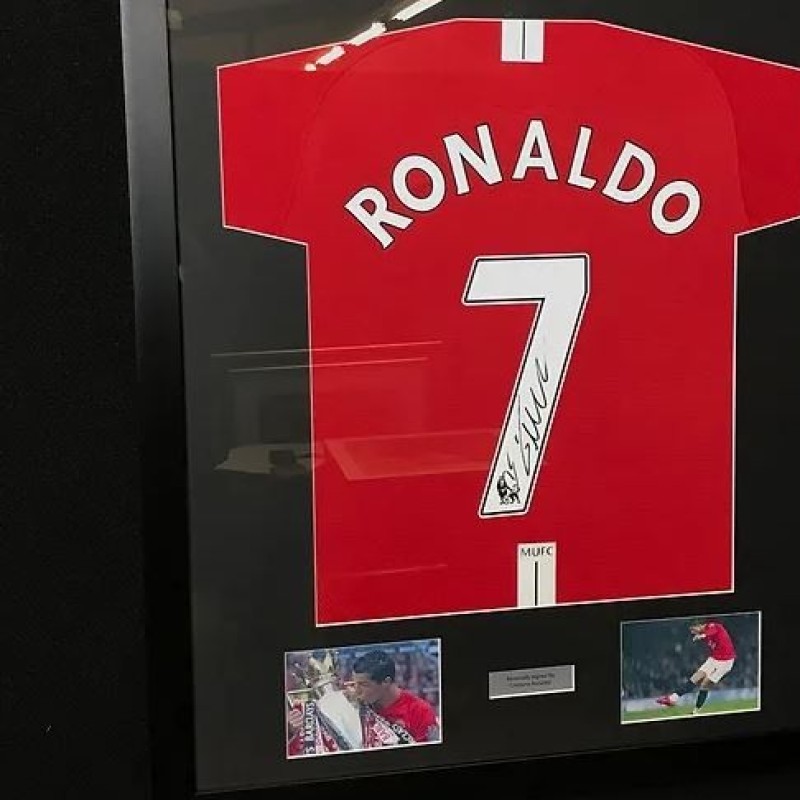 Cristiano Ronaldo's Manchester United 2007/09 Signed and Framed Shirt