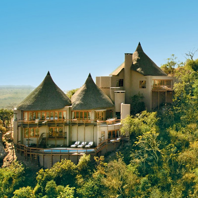 Four nights Full Board on a South African Safari at Richard Branson’s Private Game Reserve