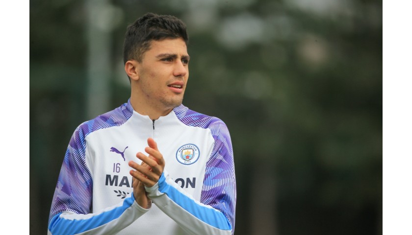 Manchester City PUMA 2019/20 Worn Training Kit in White, Two Piece - Rodri