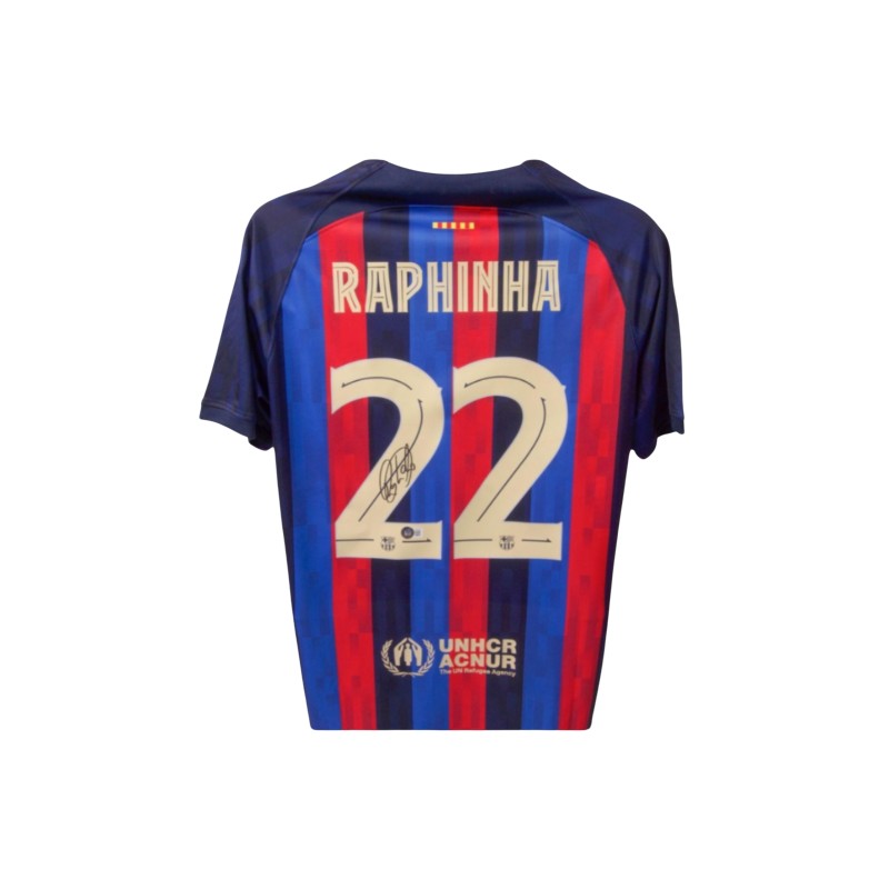 Maglia firmata da Raphinha per il Barcellona 2024