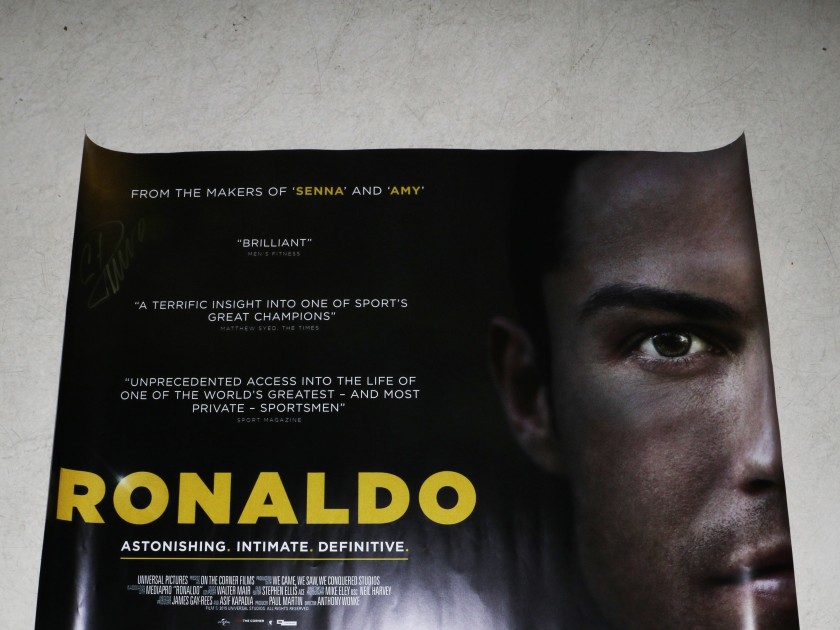 Poster "Ronaldo" autografato da C.Ronaldo alla prima del film a Londra