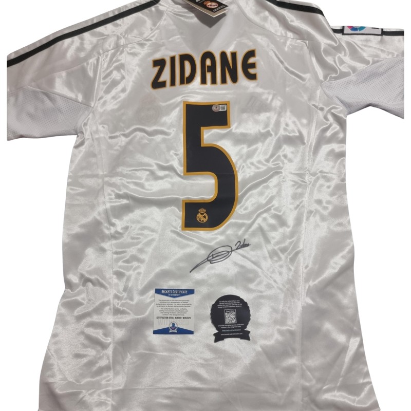 Maglia firmata da Zinedine Zidane per la casa del Real Madrid