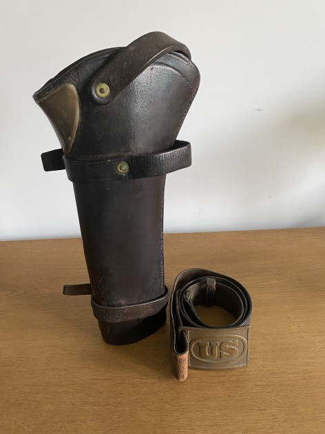 US Belt and Cavalry Carbine Holder, used Spanish-American War 1898 