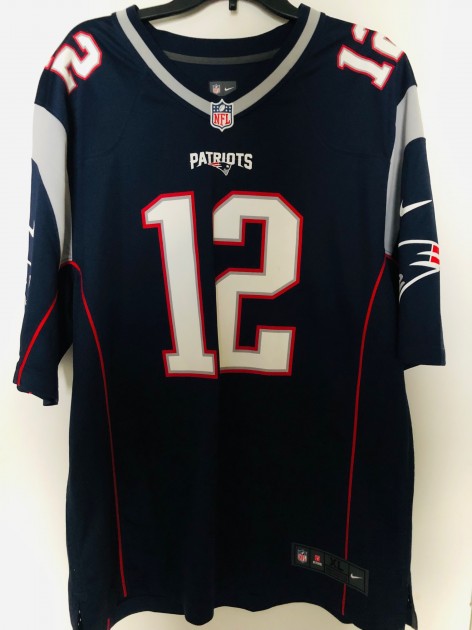 Tom Brady Signed New England Patriots Jersey - CharityStars