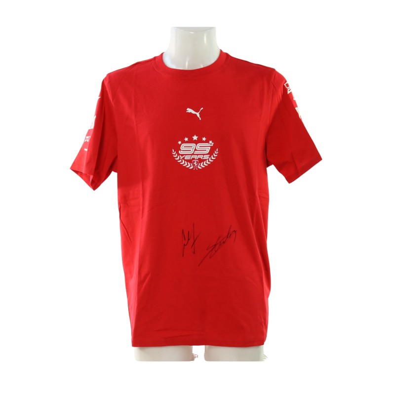 T-shirt ufficiale Scuderia Ferrari "95 Anni" - Autografata da Leclerc e Sainz