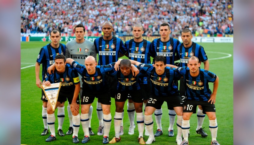 Official Inter Football, 2009/10 - Signed by the Players