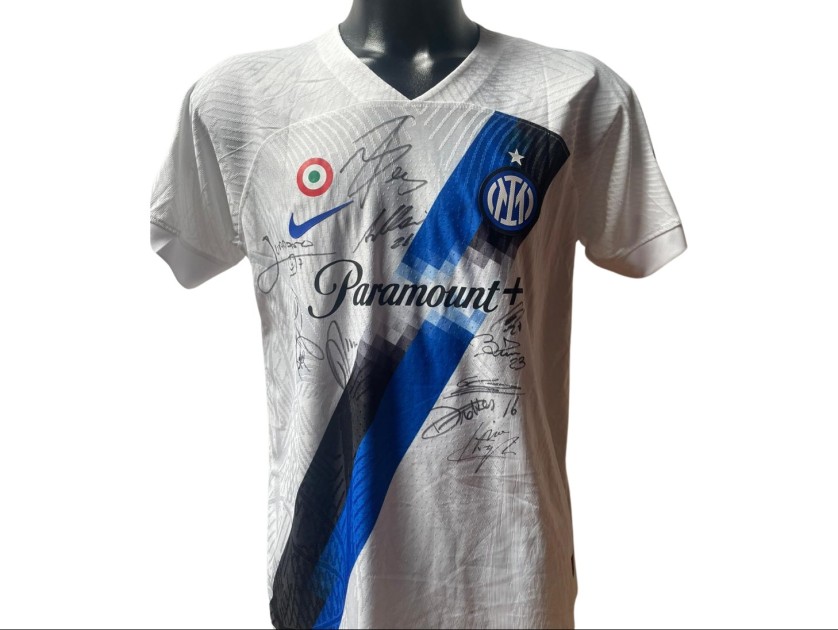 Lautaro's Inter Shirt, replica 2023/24 - Signed by the players with video proof