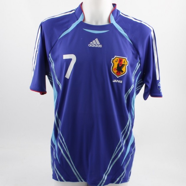 Official Nakata Japan shirt, 2006 Mundial - signed