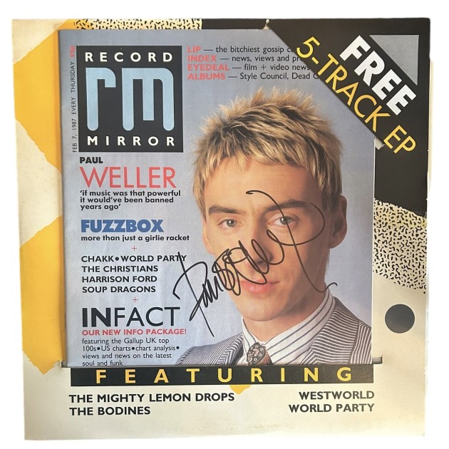 Paul Weller Signed Record Mirror Magazine with 5 Track EP