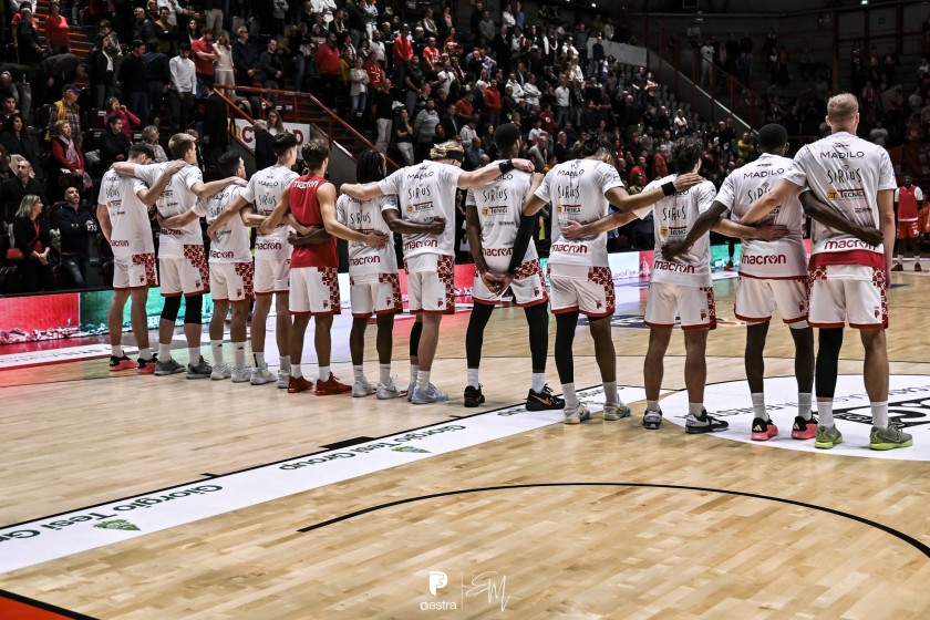 Assisti dal Parterre a Pistoia Basket vs Trieste + Walkabout