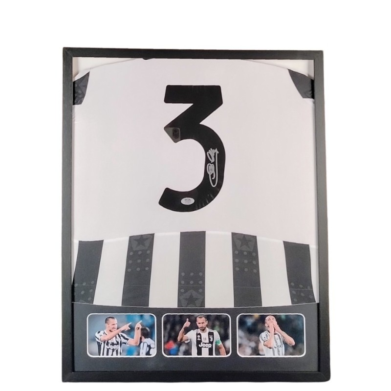 Chiellini's Juventus Signed Shirt in a Deluxe High-Quality Frame