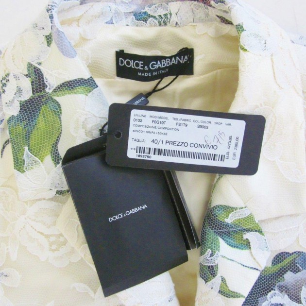 Dolce&Gabbana coat given for Convivio
