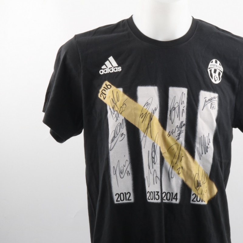 Celebrative Scudetto T-shirt of Juventus - Signed by the players
