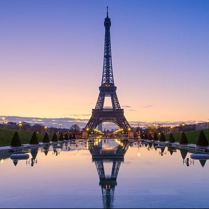 Two Night Show Stopping Moulin Rouge Paris Trip For Two