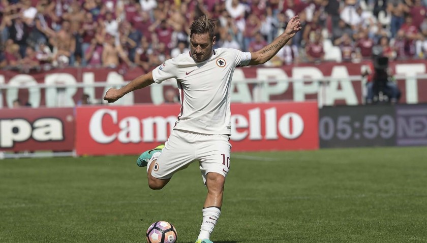 Totti's Match-Issued/Worn Shorts, Serie A 2016/17