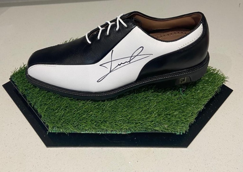 Luke donald golf on sale shoes