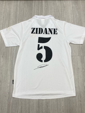 Zinedine Zidane's Real Madrid Signed Shirt - 2002