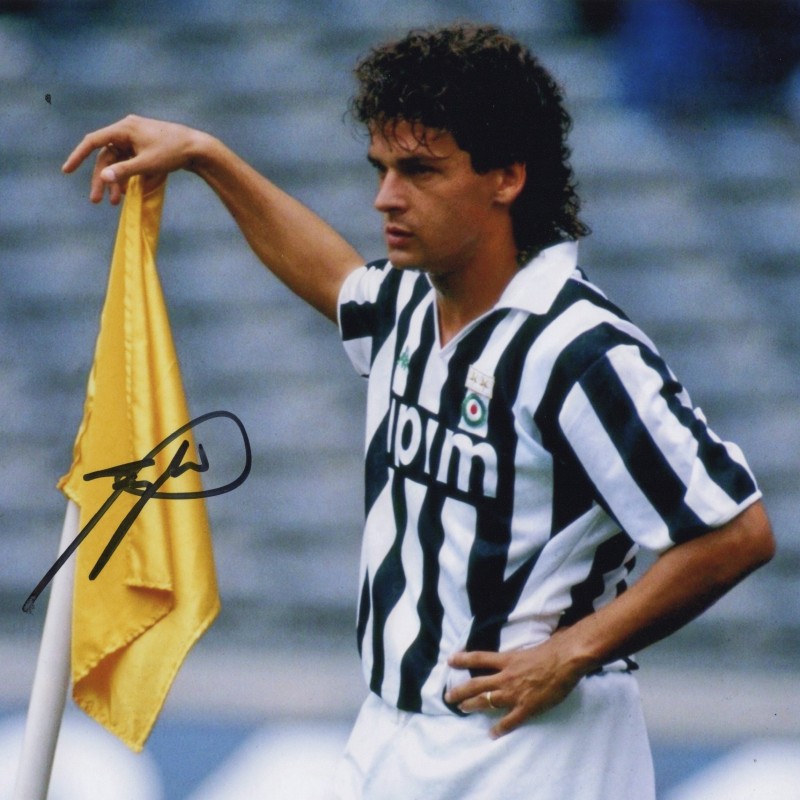 Photograph Signed by Roberto Baggio