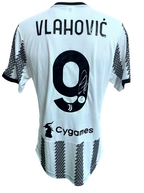 Vlahovic's Juventus Signed Replica Shirt, 2022/23