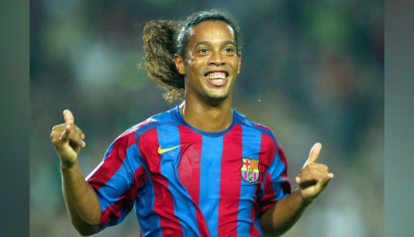 Ronaldinho's Official Barcelona Signed Shirt, 2005/06