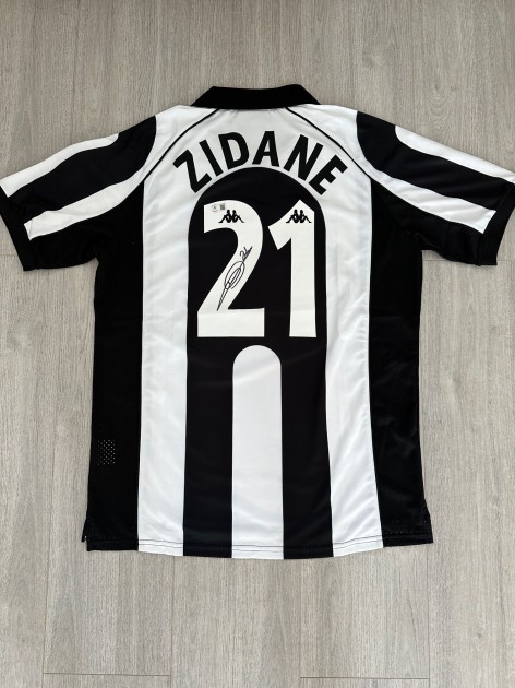 Zinedine Zidane's Juventus 1997-98 Signed Shirt