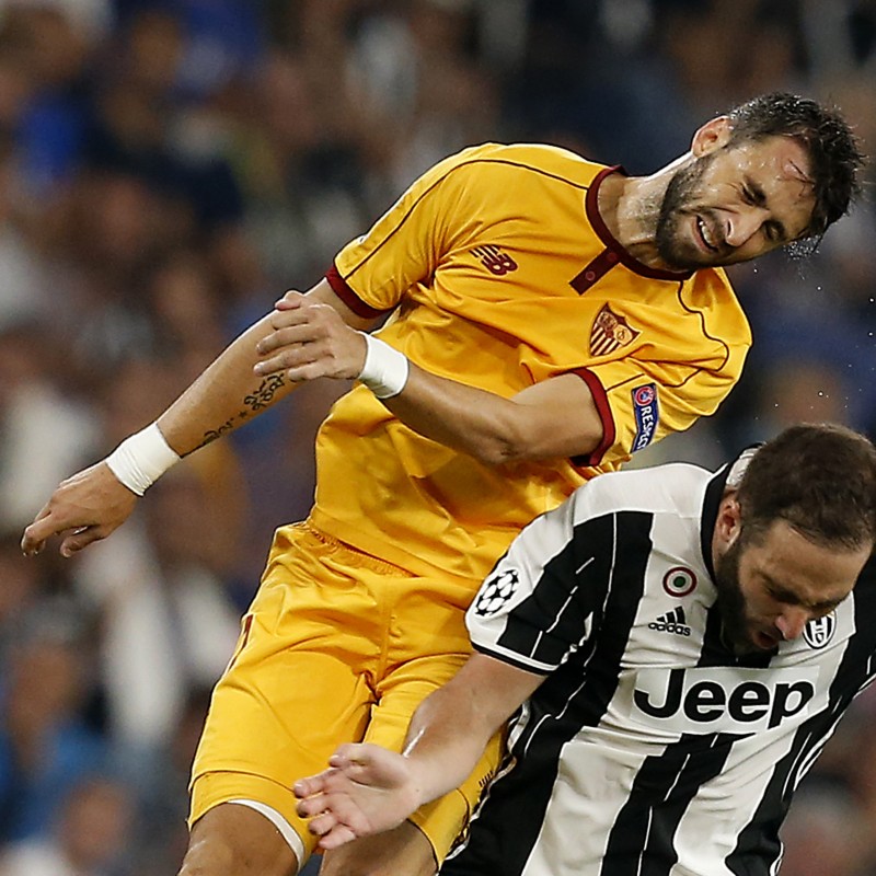 Nico Pareja Match Worn Shirt, Juventus-Sevilla 14/09/16