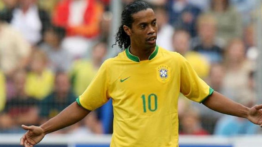 Ronaldinho's Official Brazil Signed Shirt, 2006