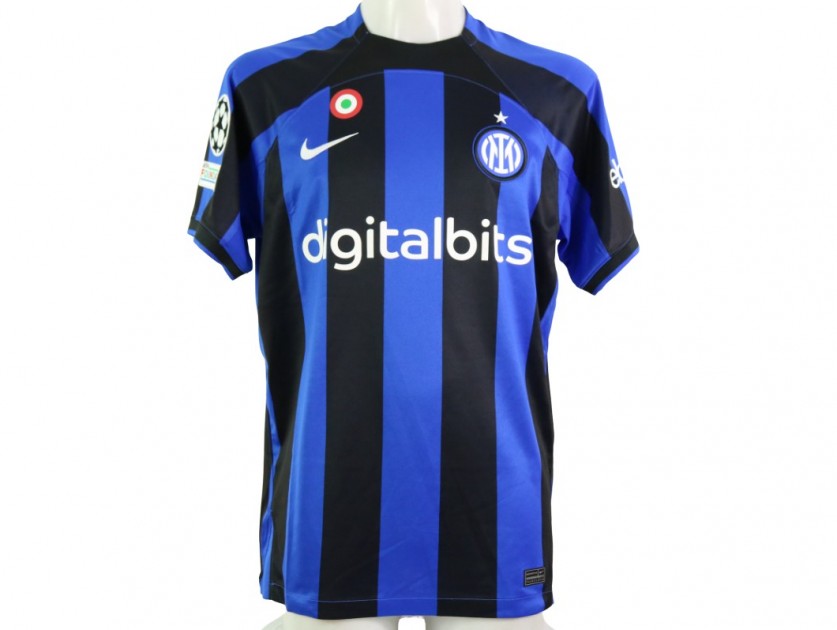 Lautaro sales maglia inter