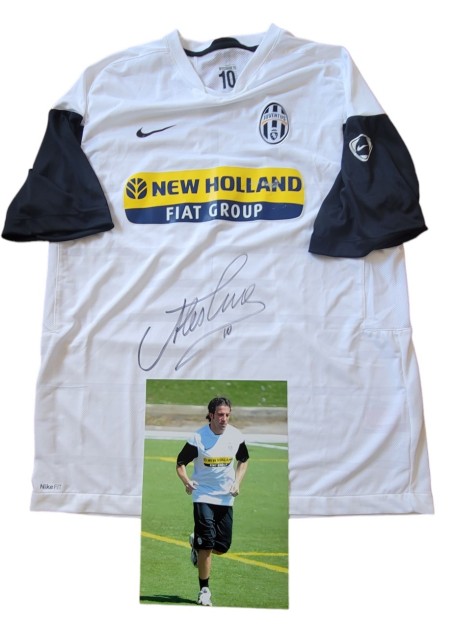 Maglia training Juventus 2009 10 Autografata da Alessandro Del Piero CharityStars