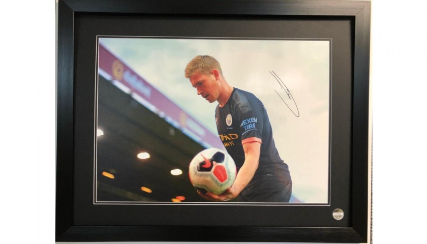 : Signed Black Soccer Kevin De Bruyne Manchester City Autographed  Photo Photographed Picture Frame A4 12x8 Football Gift: Photographs