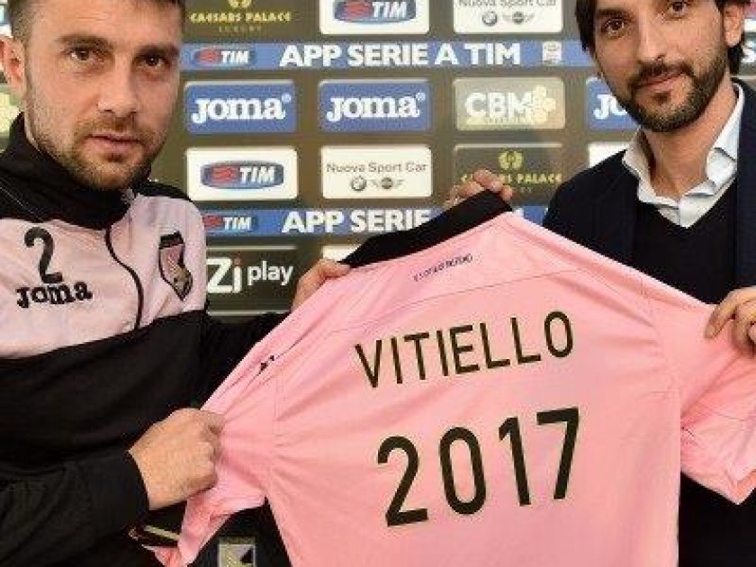 Palermo shirt celebrating the new contract for Vitiello - signed