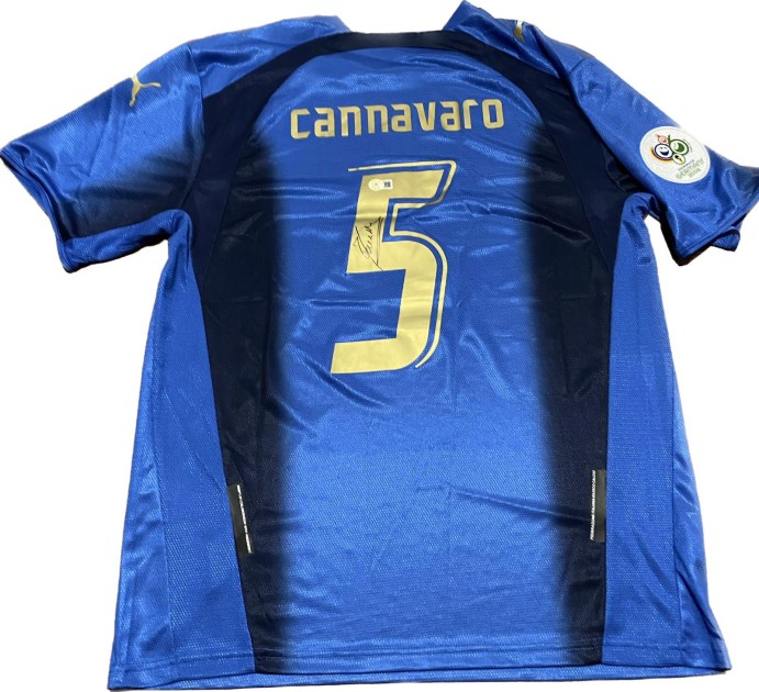 Maglia Replica firmata di Fabio Cannavaro per l'Italia vincitrice della Coppa del Mondo 2006