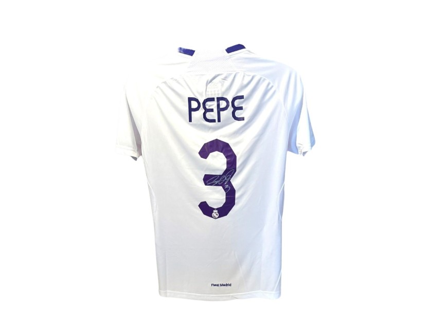 Pepe's Real Madrid 2007/09 Signed Replica Shirt