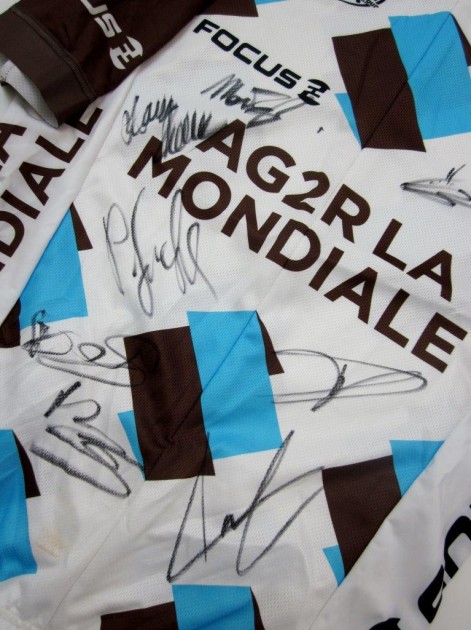 Giro d'Italia AG2R La Mondiale Team jersey signed by the team
