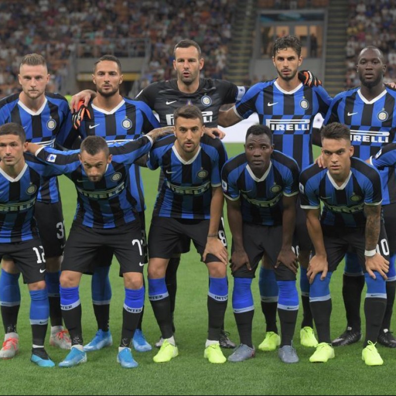 Official Inter Football 2019/20  - Signed by the Squad