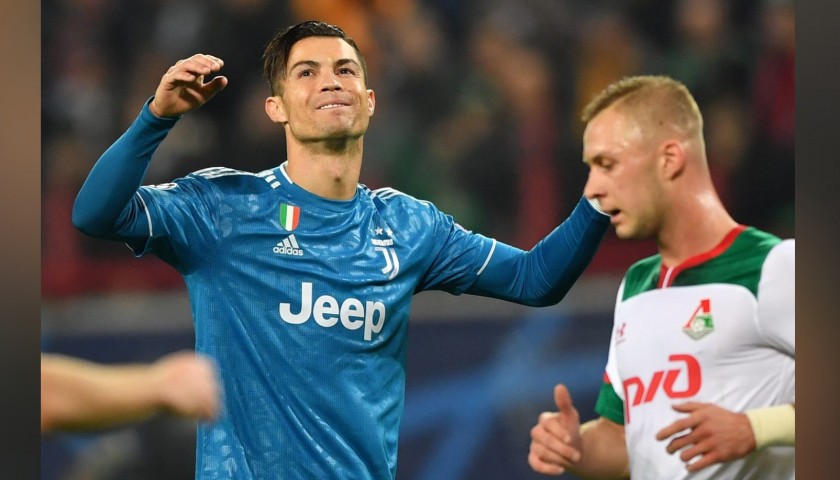Ronaldo's Official Juventus Shirt, 2019/20 - Signed 